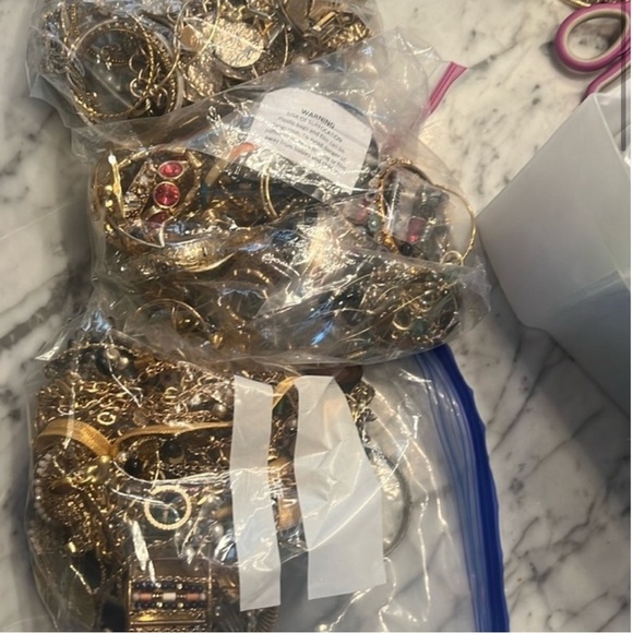 3 LBs Vintage to Now Jewelry Lot- MYSTERY BOX- wearable repair junk crafts - Picture 1 of 8